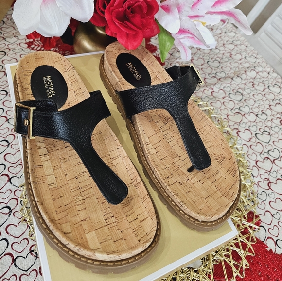 Michael Kors Sandals - Picture 1 of 5